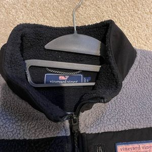 Vineyard Vines sweater